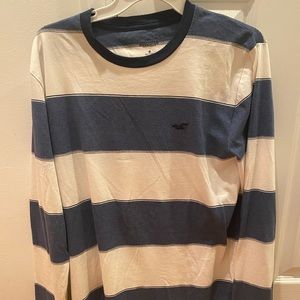 Hollister Men’s Long Sleeve T-shirt (Medium)